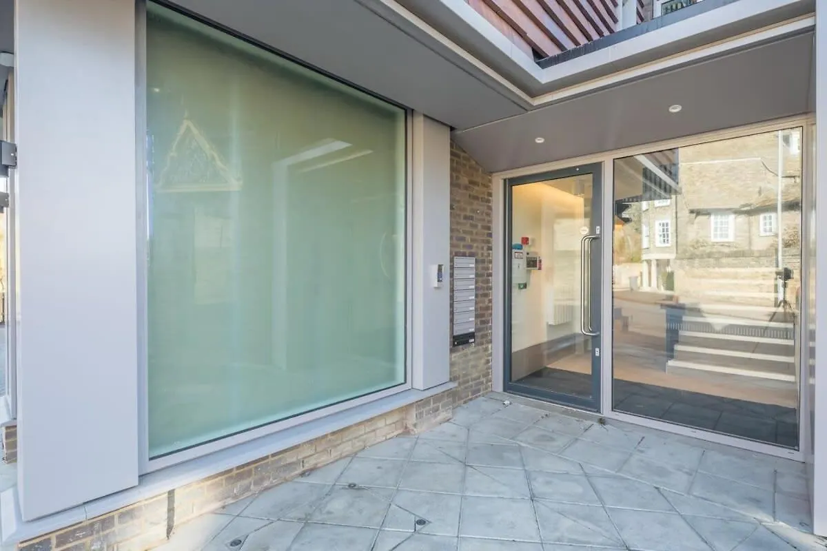 Luxury City Centre Flat With Stunning Water View Apartment Cambridge