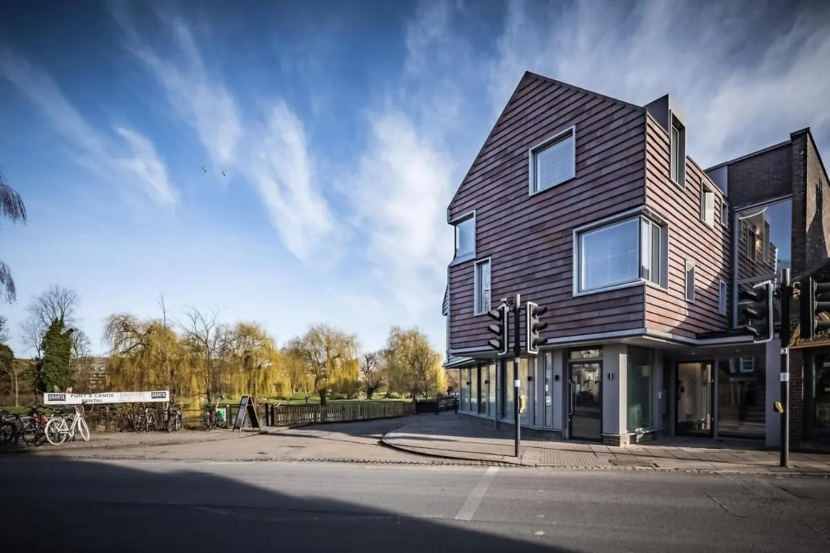 Luxury City Centre Flat With Stunning Water View Apartment Cambridge   Cambridge (Cambridgeshire)